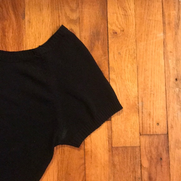 Black Top - Picture 4 of 4